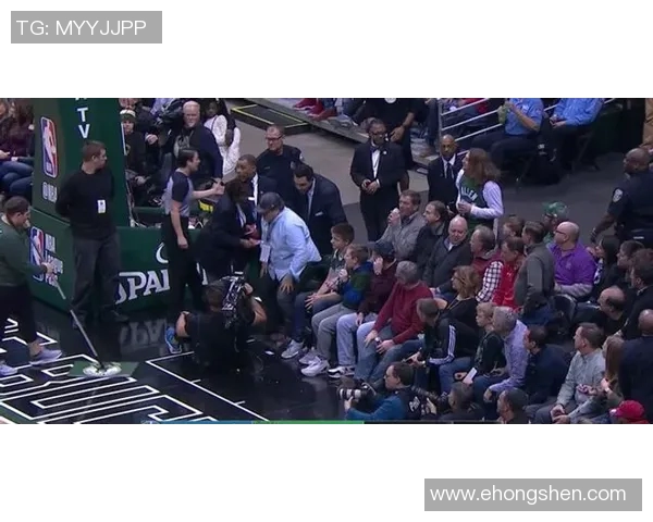 尼克斯与勇士精彩对决视频回顾球迷必看比赛亮点集锦